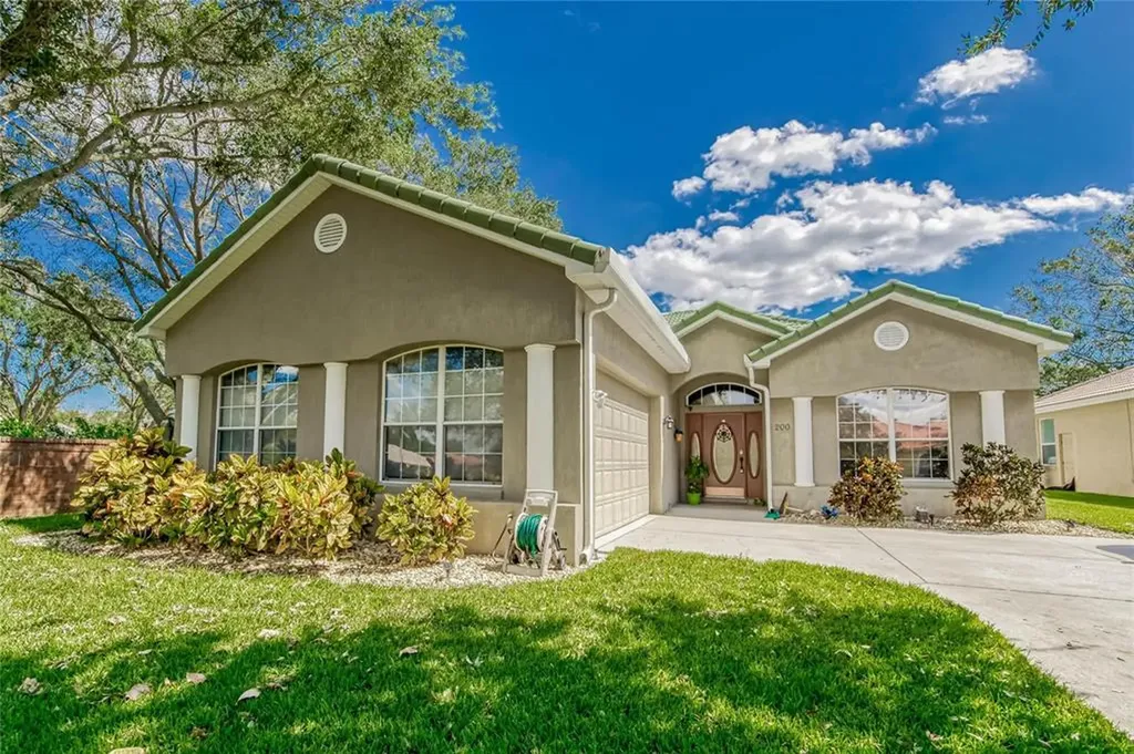 200 Lake Region Boulevard S Winter Haven FL 33881