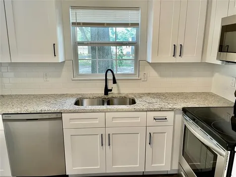 215 S Webb Road Plant City FL 33566