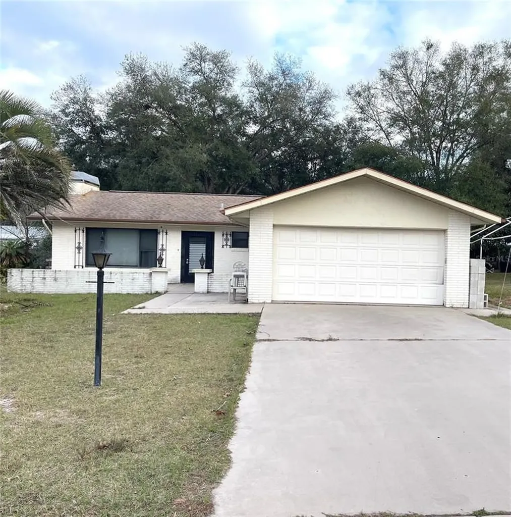 1280 W Sorrento Drive Citrus Springs FL 34434