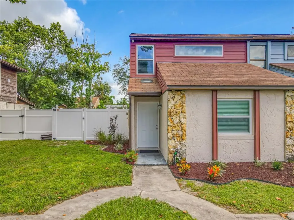 2711 Tally Ho Avenue Orlando FL 32826