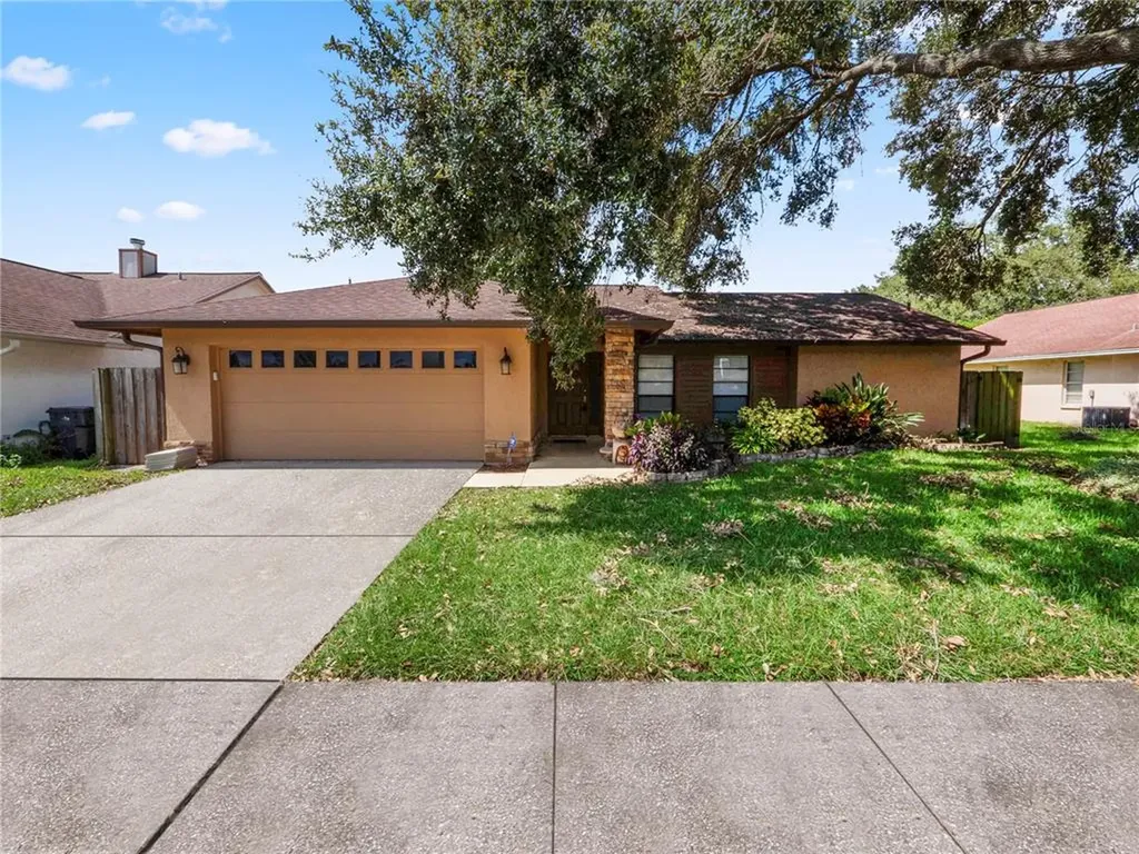 1318 Windjammer Place Valrico FL 33594