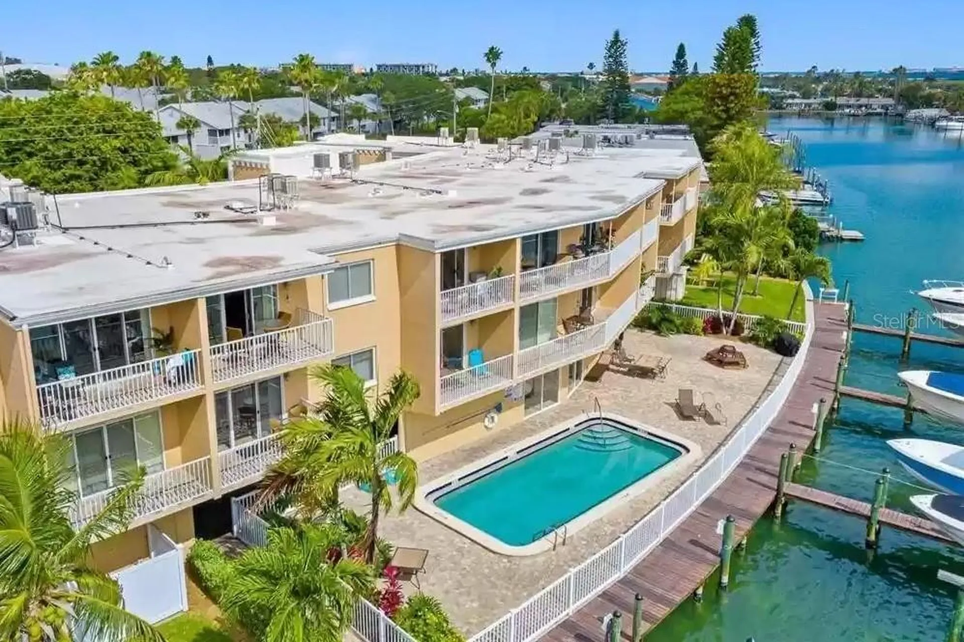 11605 3rd Street E Treasure Island FL 33706