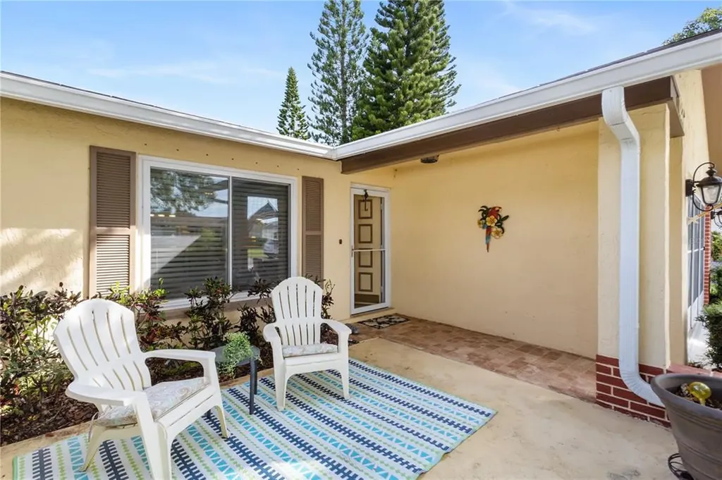 127 Stafford Drive Palm Harbor FL 34684