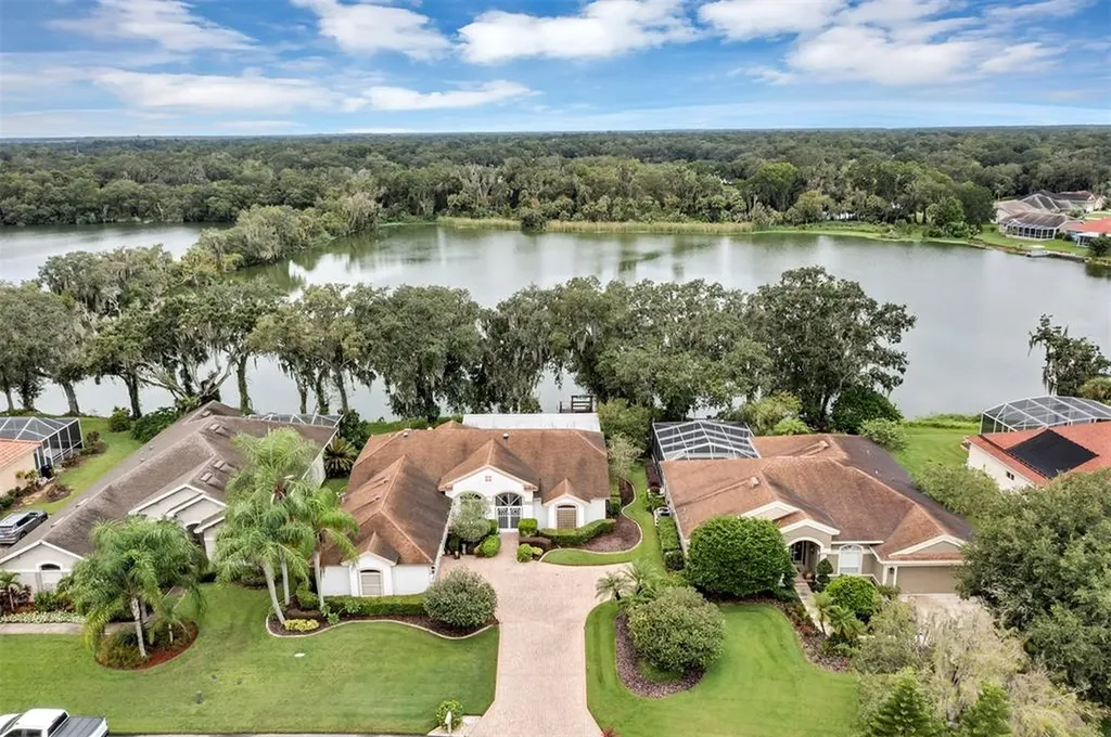 4491 Fairway Oaks Drive Mulberry FL 33860