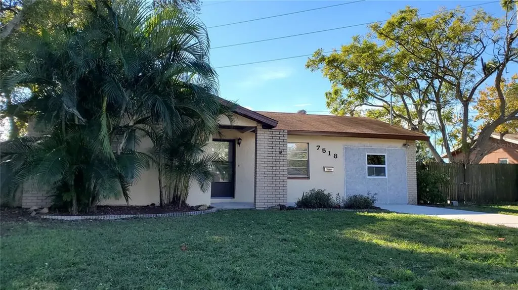 7518 35th Avenue N St Petersburg FL 33710