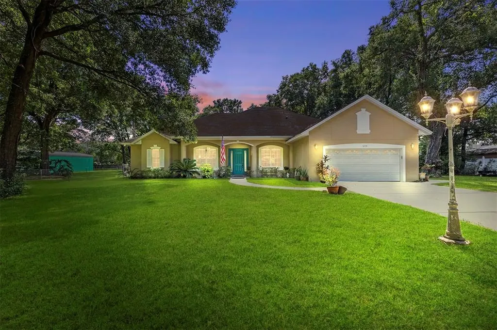 1235 Privacy Point Altamonte Springs FL 32714