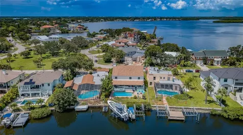 1934 Arrowhead Drive NE St Petersburg FL 33703