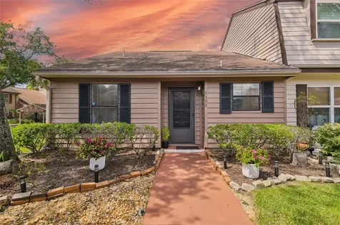 5302 Bradbury Court Tampa FL 33624