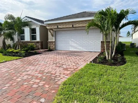 628 Ibiza Loop Venice FL 34292