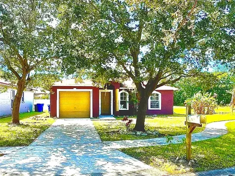 3422 Paige Place Tampa FL 33619