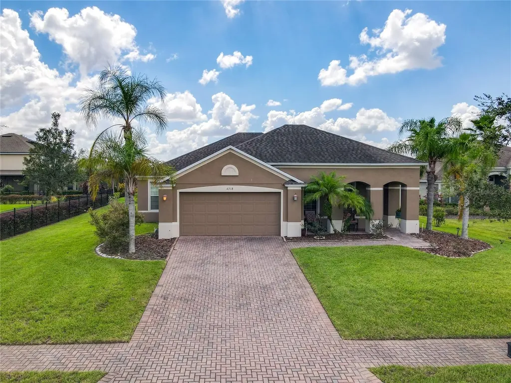 4718 Legacy Oaks Drive Orlando FL 32839