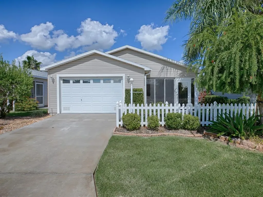 1586 Bayou Place The Villages FL 32162