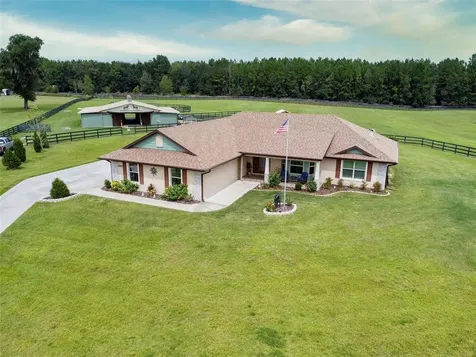 5815 NW 153rd Court Morriston FL 32668