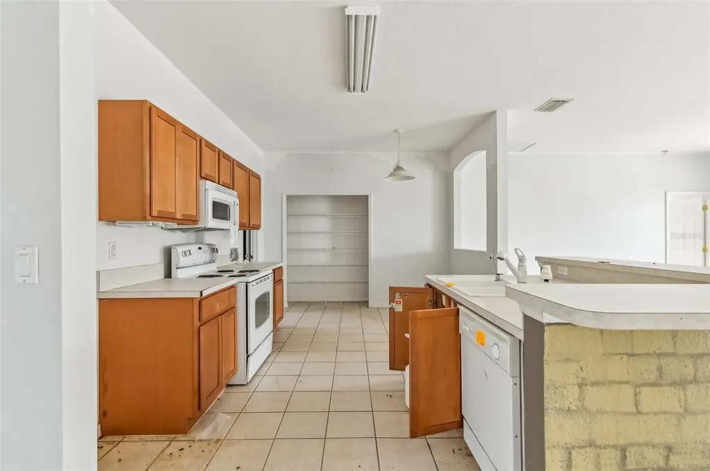 2781 Shady Avenue North Port FL 34286