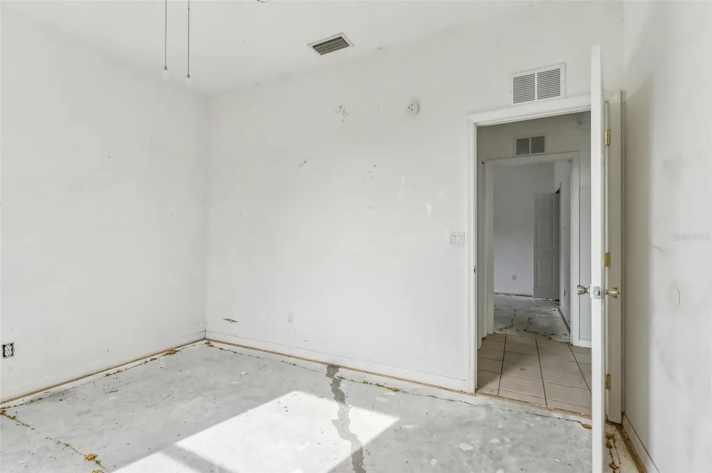 2781 Shady Avenue North Port FL 34286