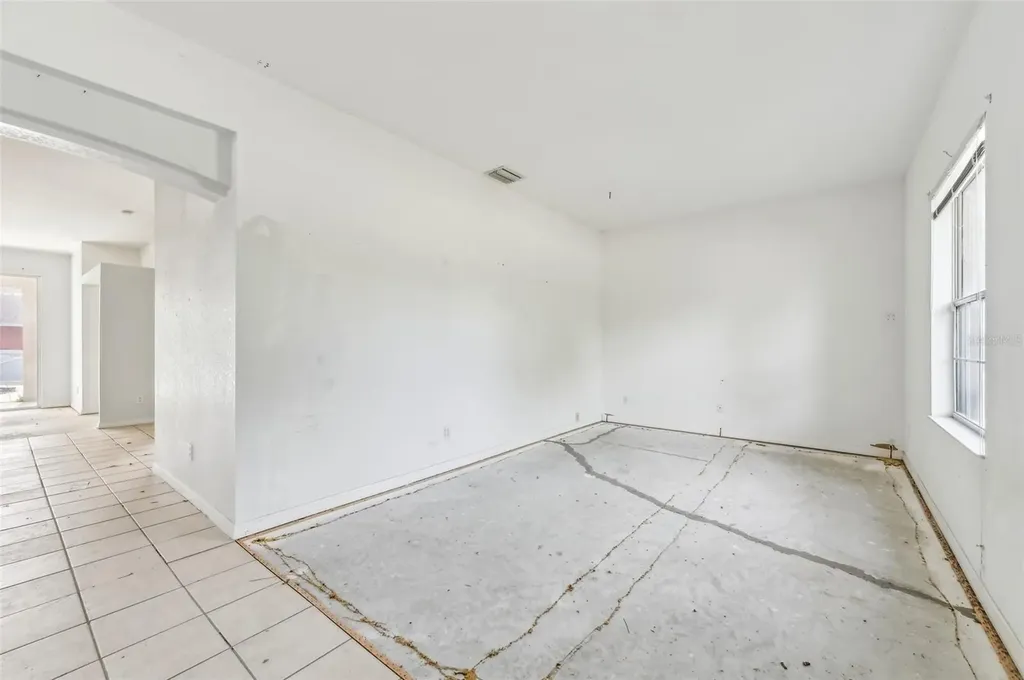 2781 Shady Avenue North Port FL 34286