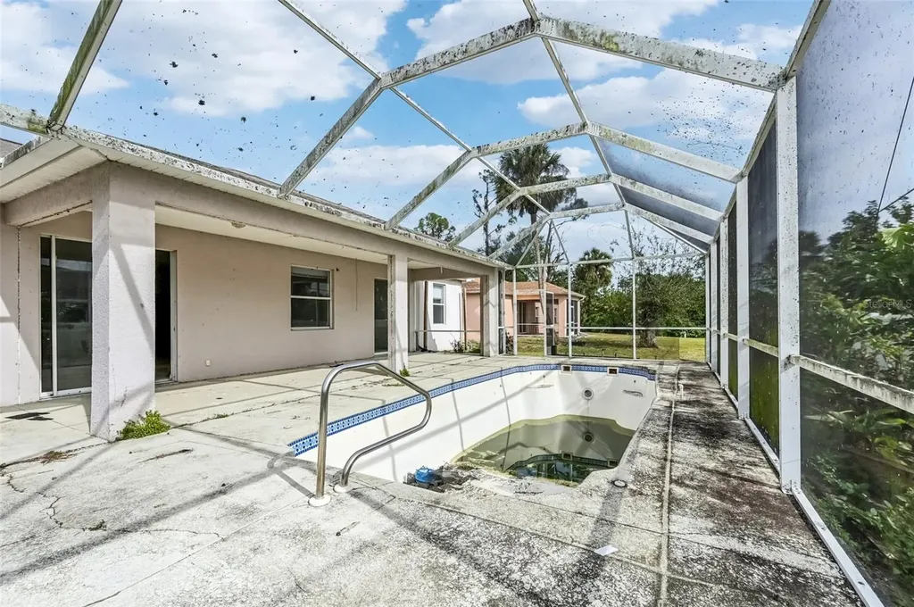 2781 Shady Avenue North Port FL 34286