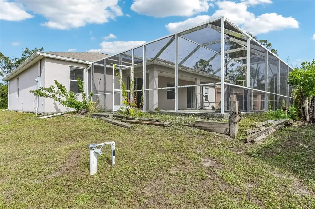 2781 Shady Avenue North Port FL 34286
