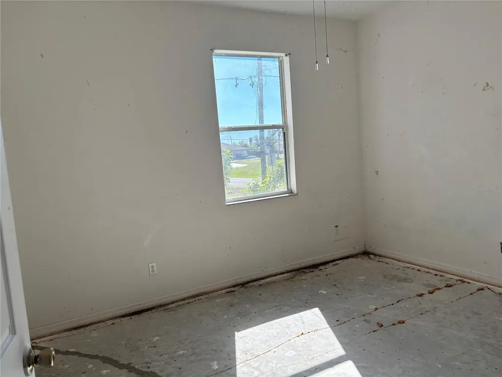 2781 Shady Avenue North Port FL 34286