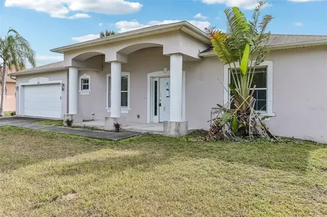 2781 Shady Avenue North Port FL 34286