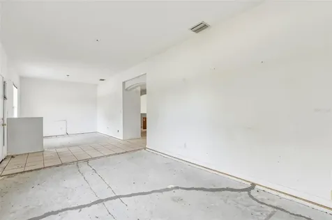 2781 Shady Avenue North Port FL 34286