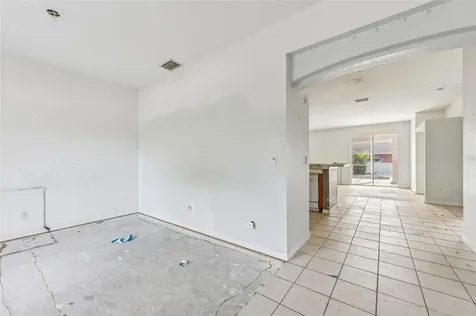2781 Shady Avenue North Port FL 34286