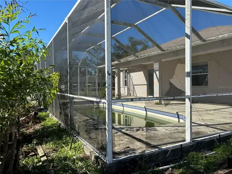 2781 Shady Avenue North Port FL 34286
