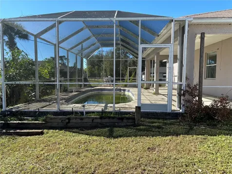 2781 Shady Avenue North Port FL 34286