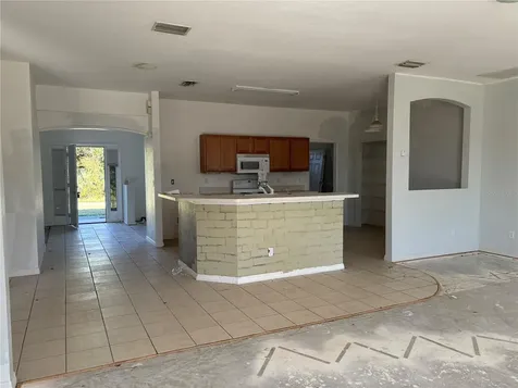 2781 Shady Avenue North Port FL 34286