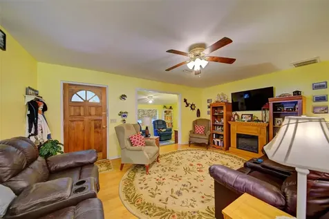 14335 Bellamy Brothers Boulevard Dade City FL 33525
