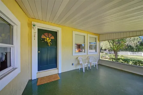 14335 Bellamy Brothers Boulevard Dade City FL 33525