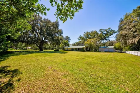 14335 Bellamy Brothers Boulevard Dade City FL 33525