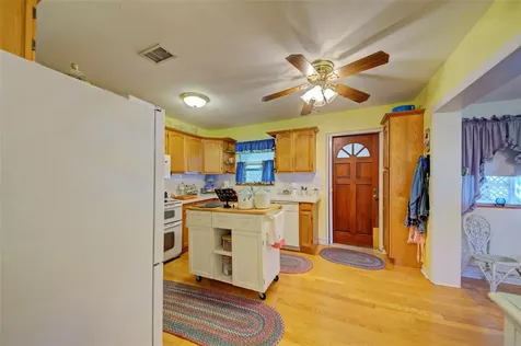 14335 Bellamy Brothers Boulevard Dade City FL 33525