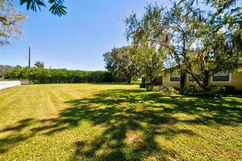 14335 Bellamy Brothers Boulevard Dade City FL 33525