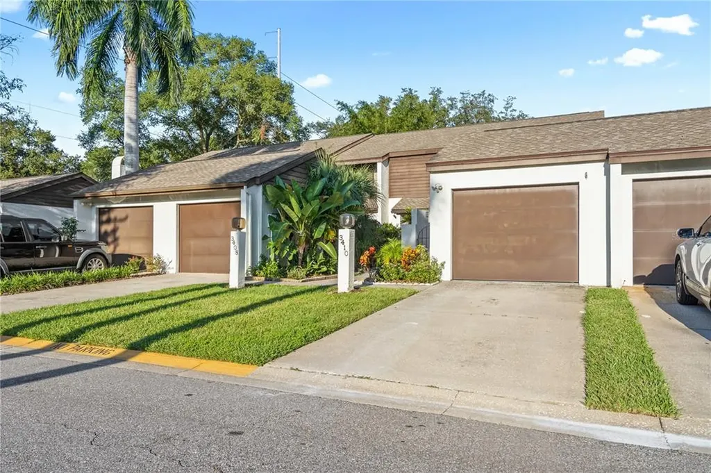 3410 Hunters Run Lane Tampa FL 33614