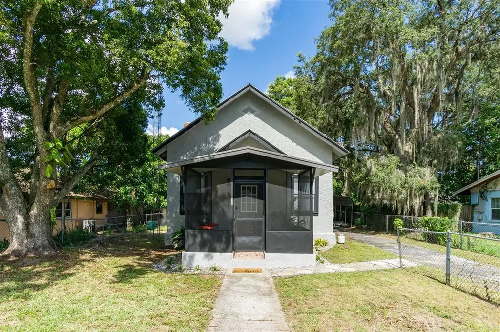 108 S Florida Avenue Avon Park FL 33825