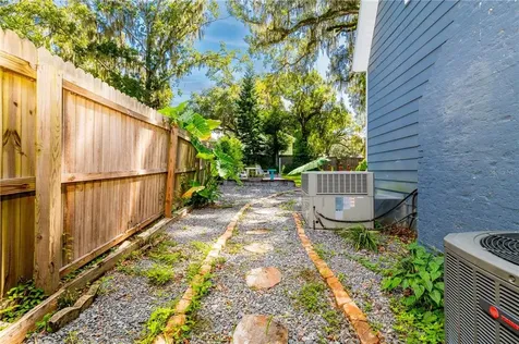 201 S Main Street Brooksville FL 34601