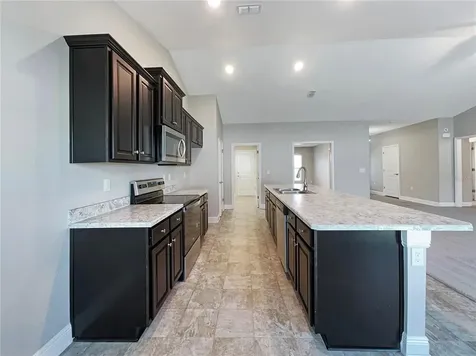 31611 Broadwater Avenue Leesburg FL 34748