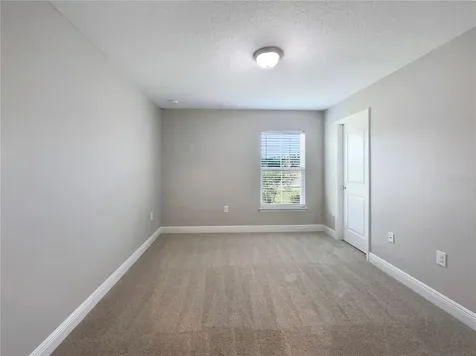31611 Broadwater Avenue Leesburg FL 34748