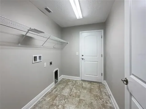 31611 Broadwater Avenue Leesburg FL 34748