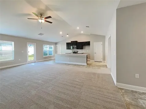 31611 Broadwater Avenue Leesburg FL 34748