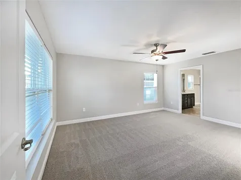 31611 Broadwater Avenue Leesburg FL 34748