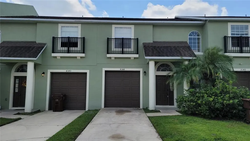 4344 Paradise Cove Court Kissimmee FL 34746