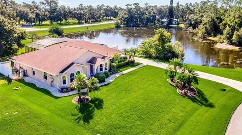 1911 Griff Wood Court Saint Cloud FL 34772
