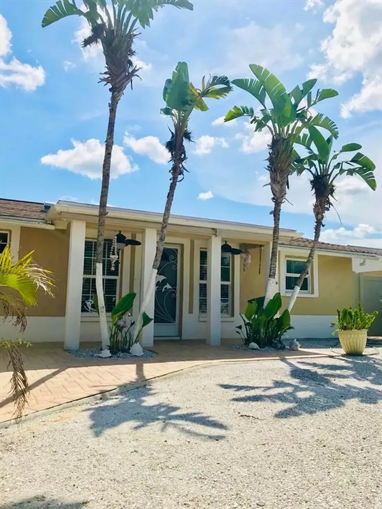 11204 Meadow Drive Port Richey FL 34668