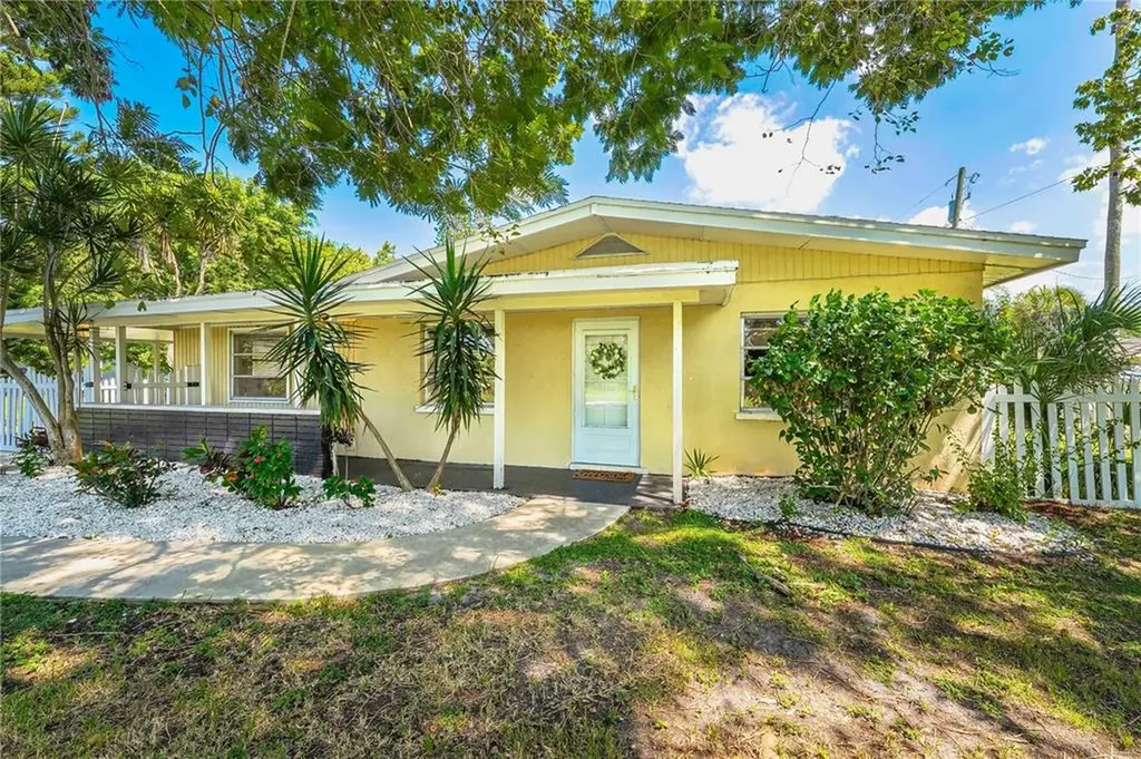 5713 Saint Louis Avenue Sarasota FL 34233