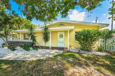 5713 Saint Louis Avenue Sarasota FL 34233