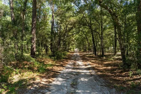 17514 NW 72nd Avenue Alachua FL 32615