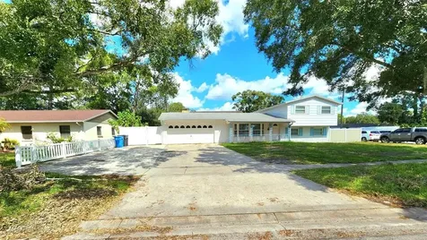 7613 Jackson Springs Road Tampa FL 33615