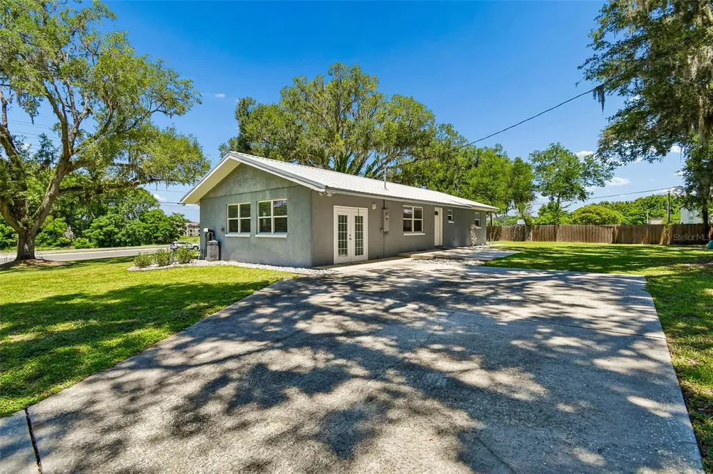 4040 NE 95th Road Wildwood FL 34785